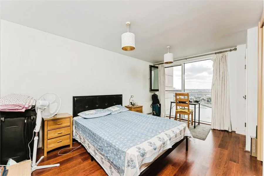 Western Gateway, London, E16, photo 13