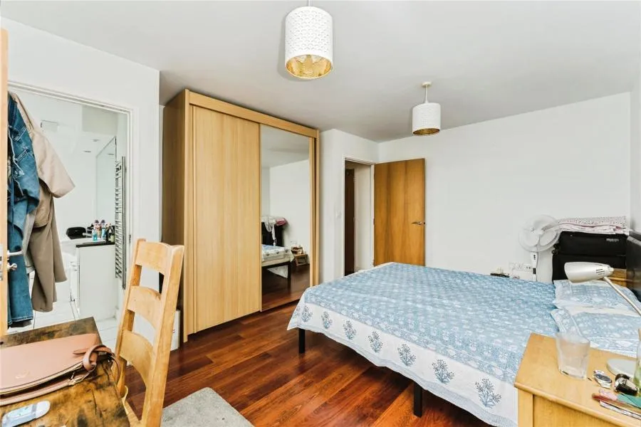 Western Gateway, London, E16, photo 14
