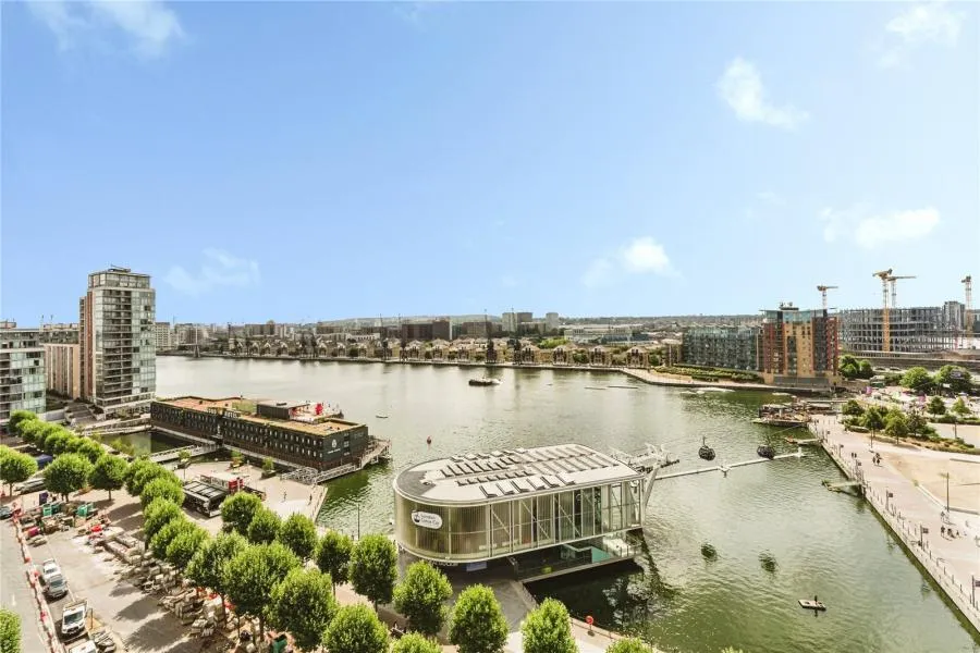 Western Gateway, London, E16, photo 19