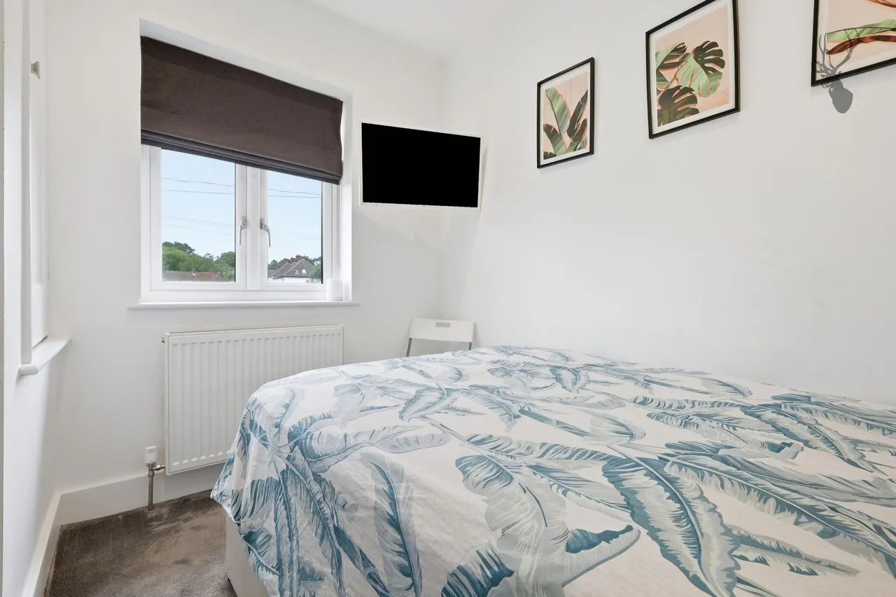 Graylands, Theydon Bois, CM16, photo 20