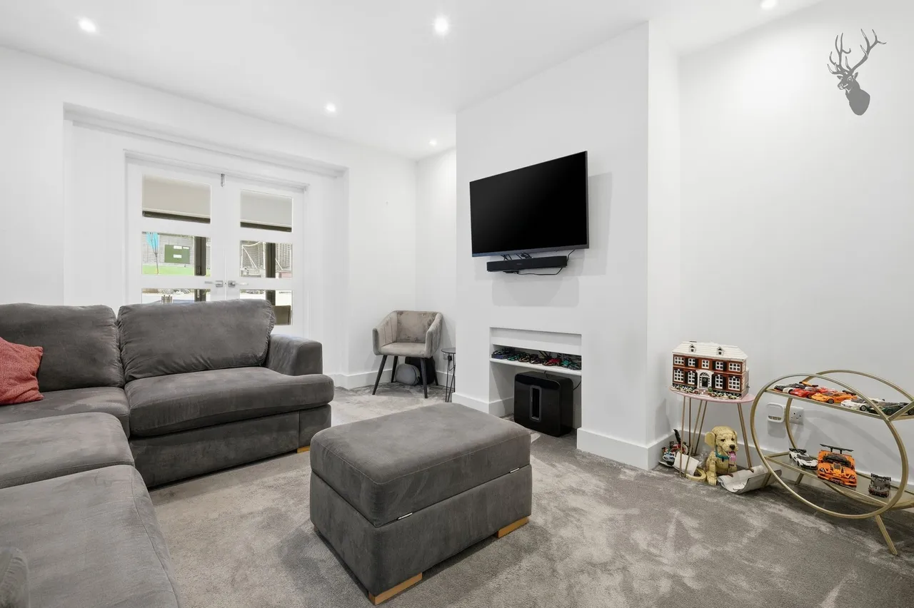 Graylands, Theydon Bois, CM16, photo 6