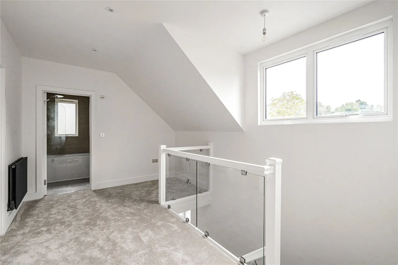 High Street, Haslemere, GU27, photo 14