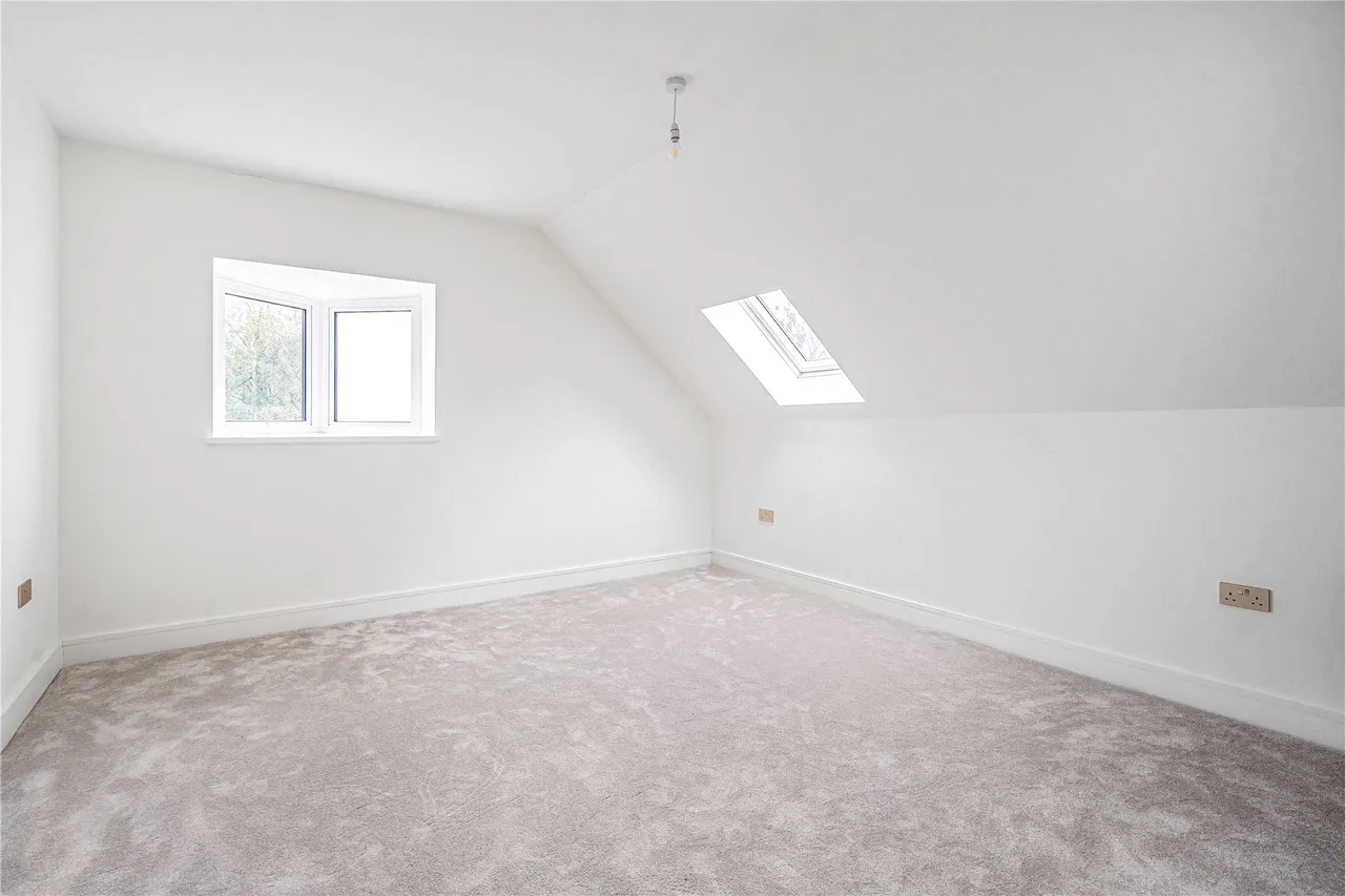 High Street, Haslemere, GU27, photo 11