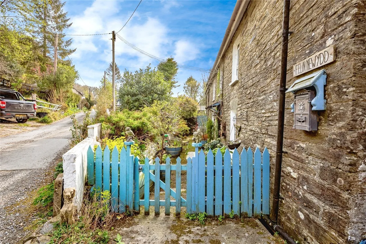 Velindre, Llandysul, SA44, photo 23