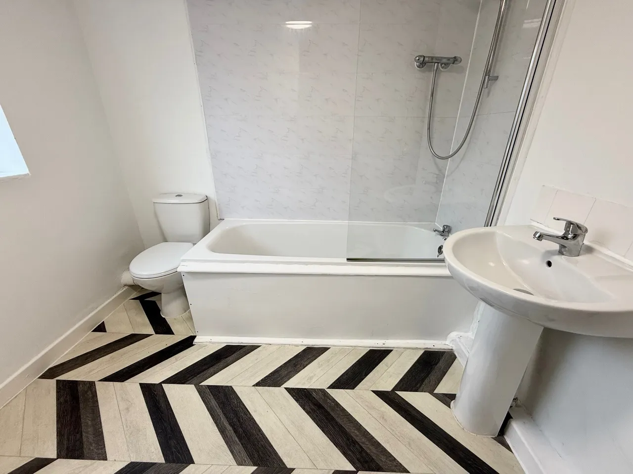 Castleford Road, Normanton, WF6, photo 6