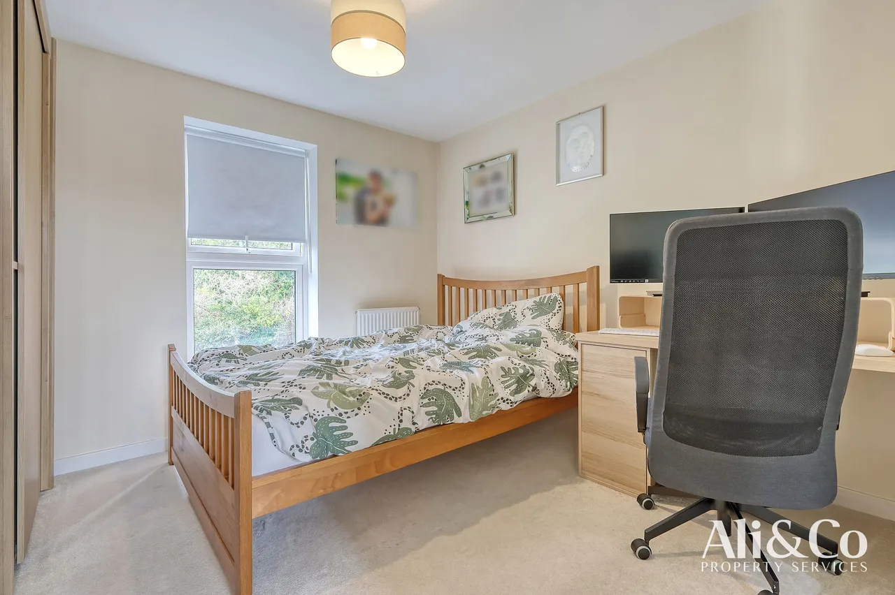 Malthouse Drive, Grays, Essex, RM17 5FG, photo 11