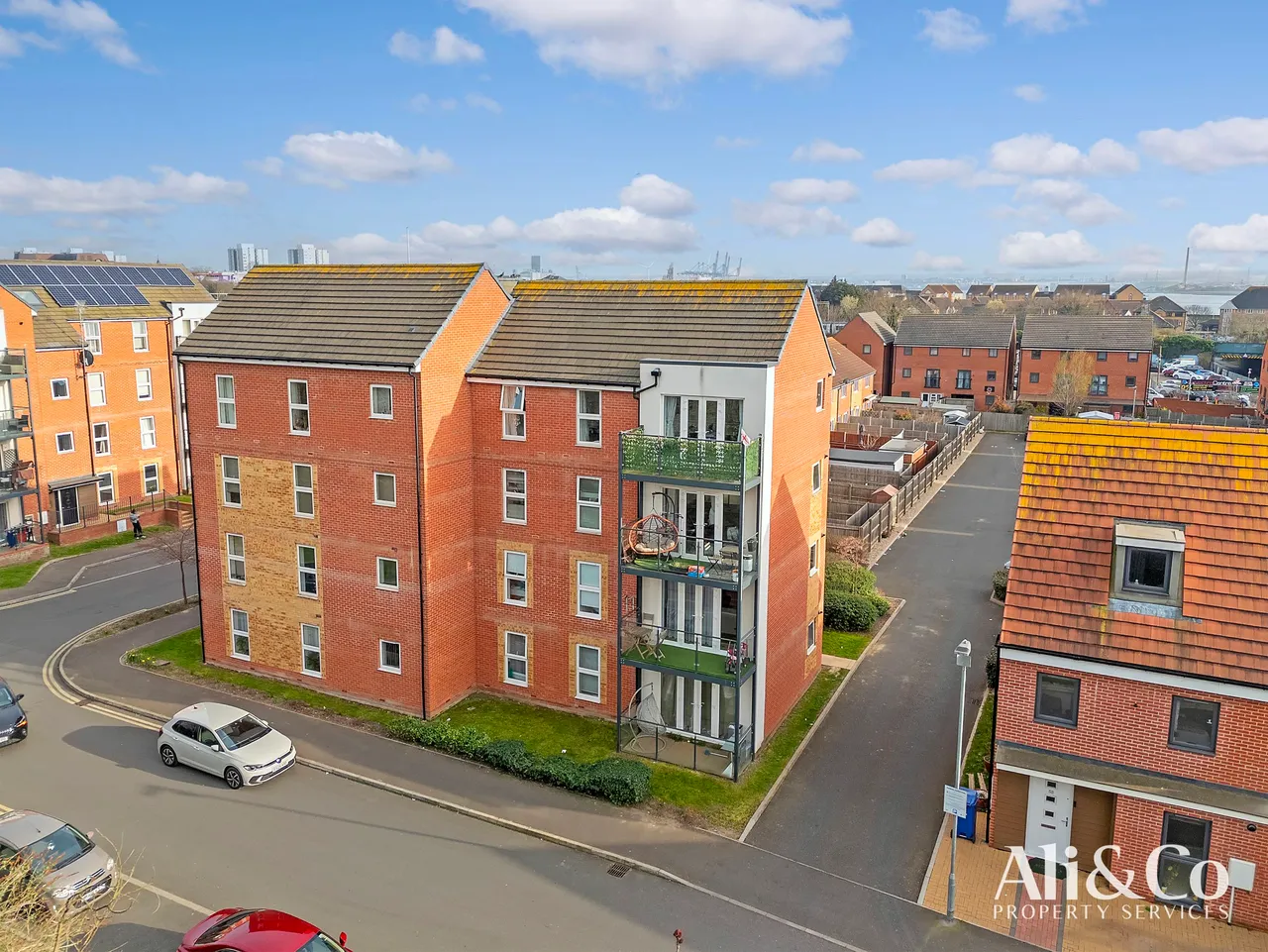 Malthouse Drive, Grays, Essex, RM17 5FG, photo 13