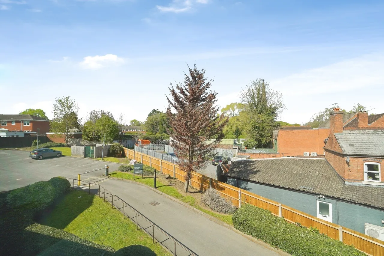 The Green, Birmingham, B38, photo 4