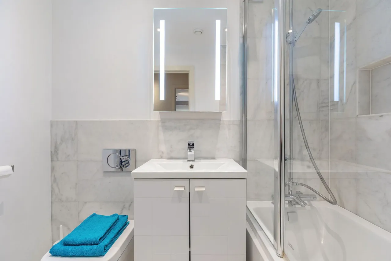 Putney Square, Putney Hill, London SW15, photo 12