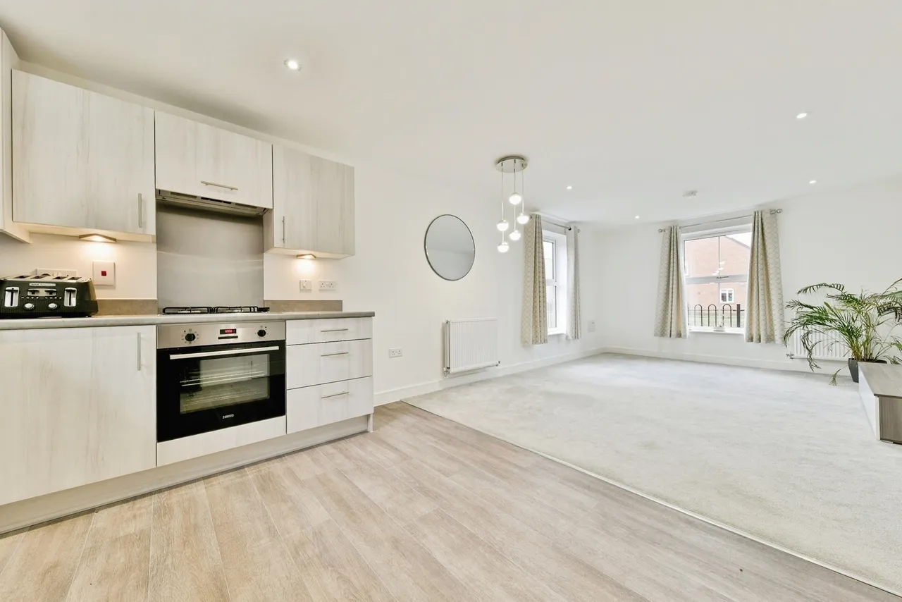 Porthcawl Close, Stevenage, Hertfordshire, SG1, photo 5