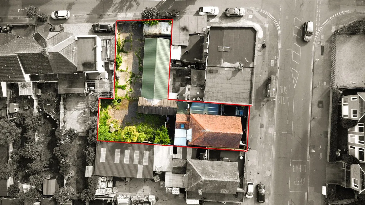 1 bed property for sale — Valley Hill, Loughton