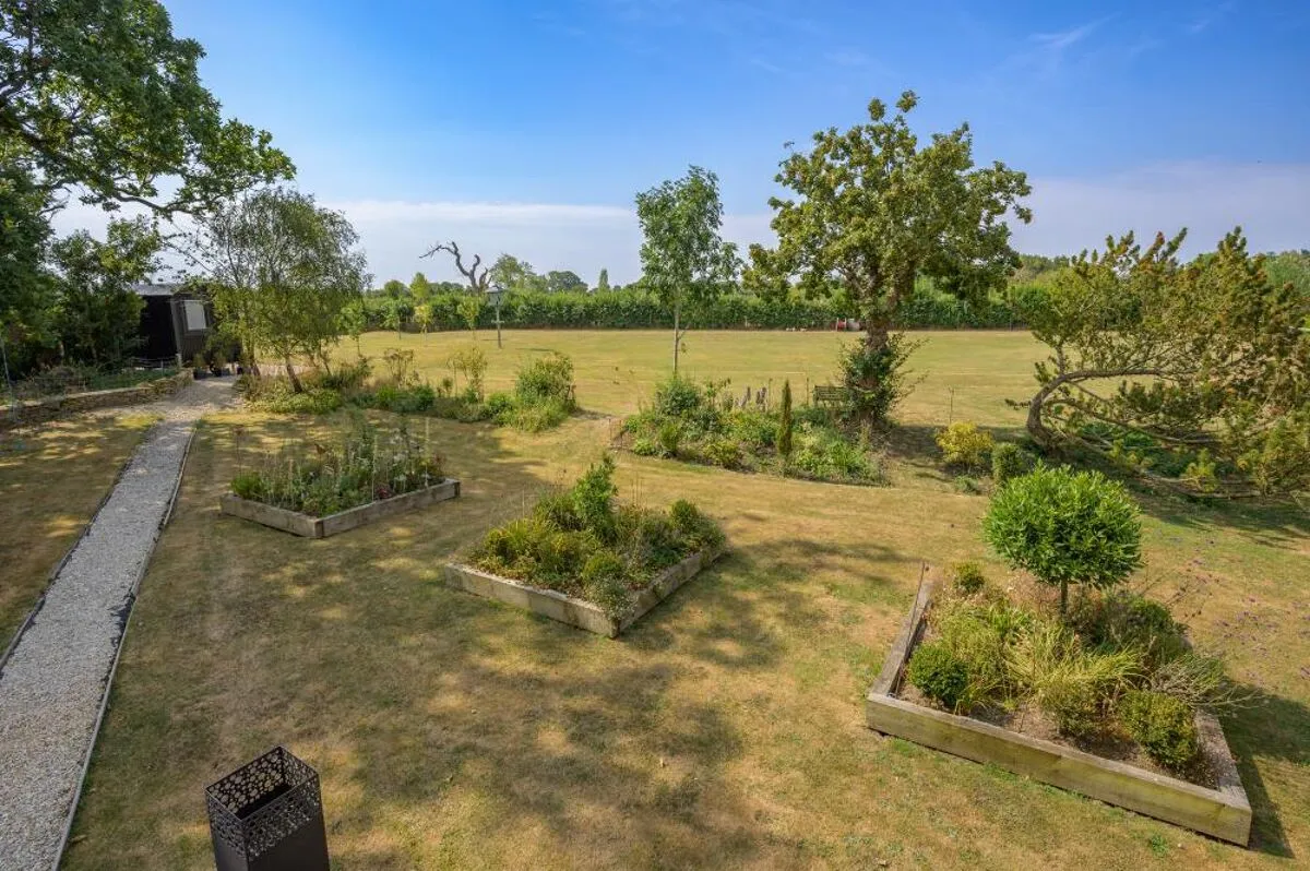 The Grove, Chelworth, SN16, photo 28
