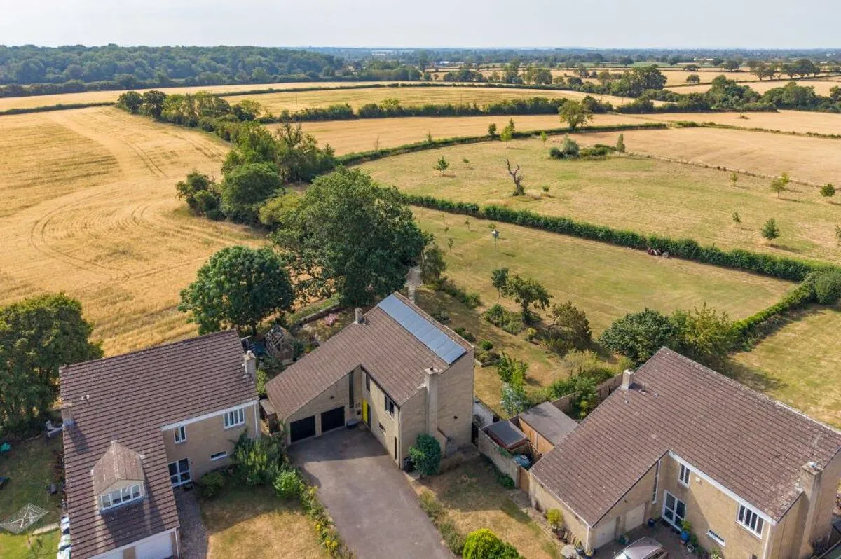 The Grove, Chelworth, SN16, photo 24
