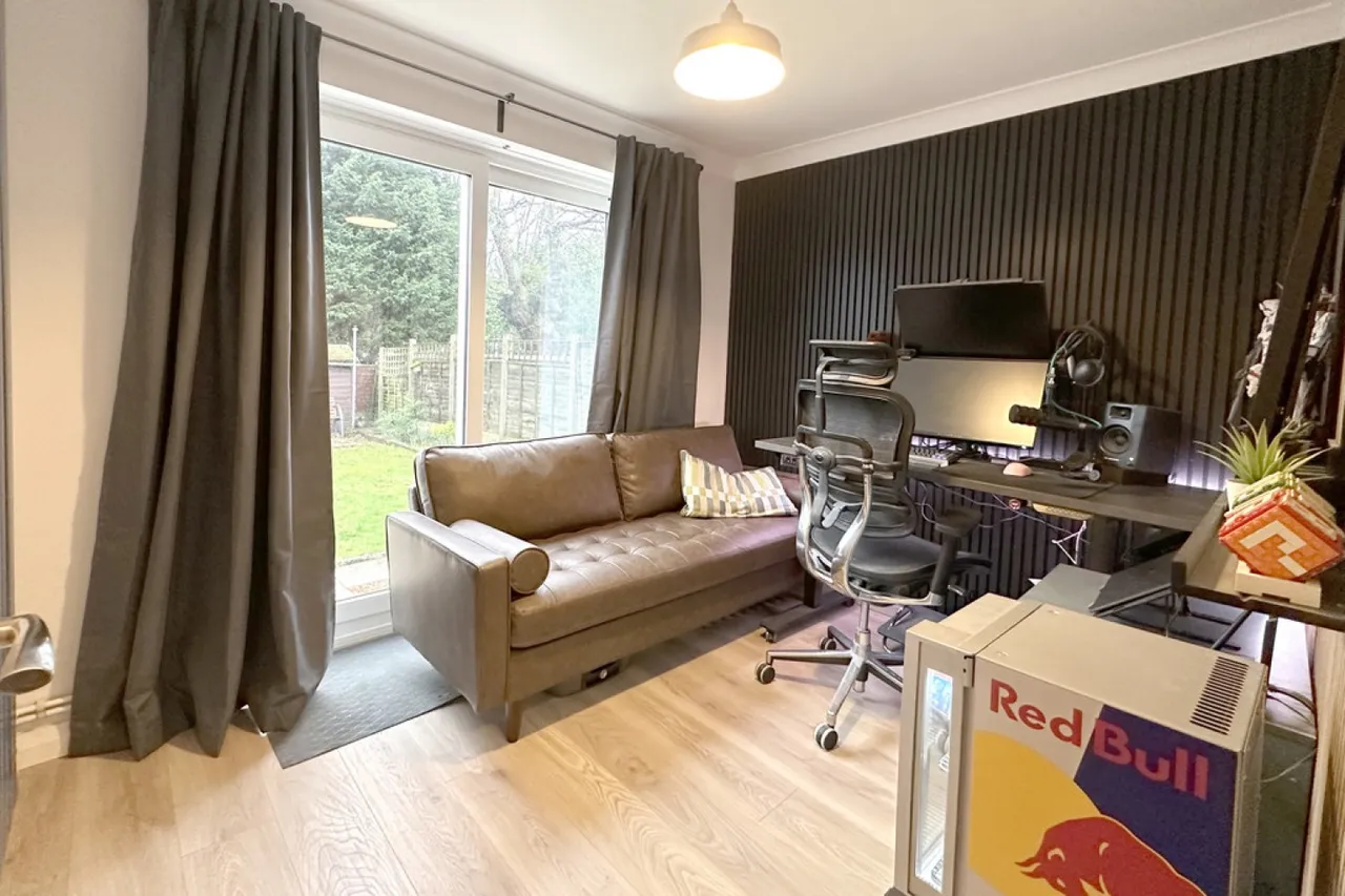 Baxter Close, Tile Hill, Coventry, photo 5