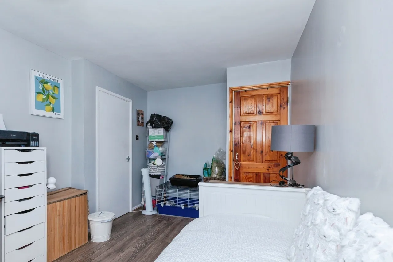 Featherstone Drive, Leicester, LE2, photo 11