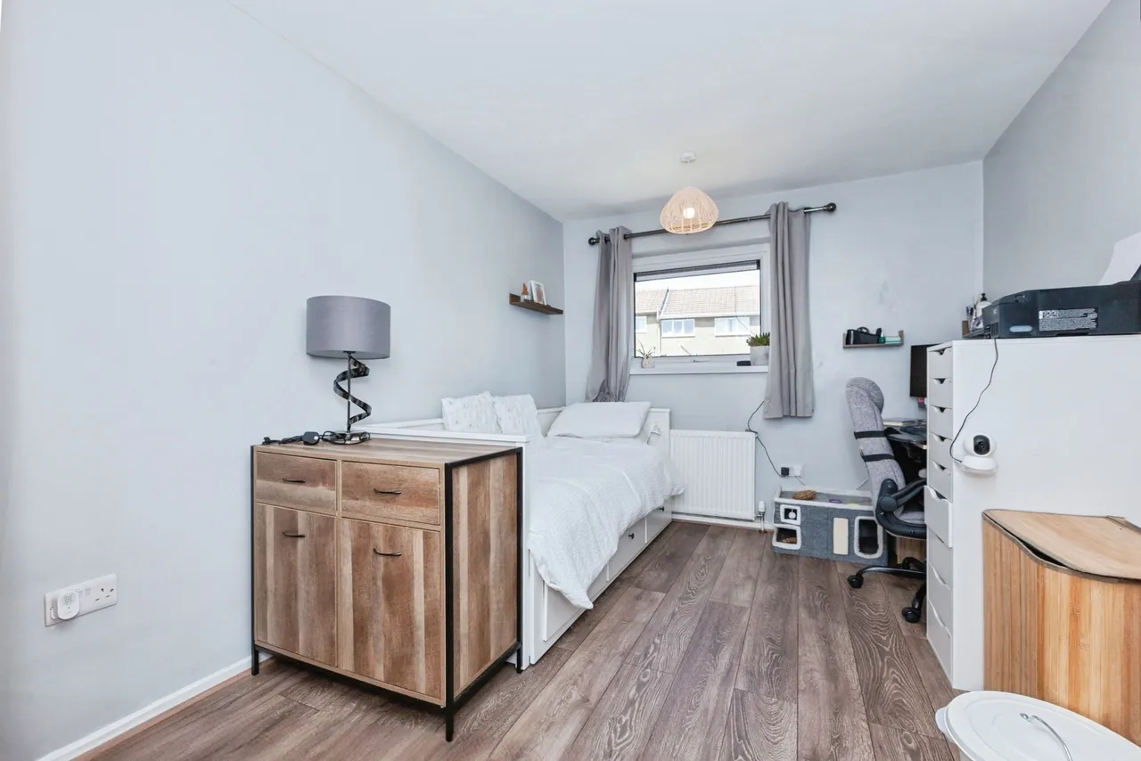 Featherstone Drive, Leicester, LE2, photo 10