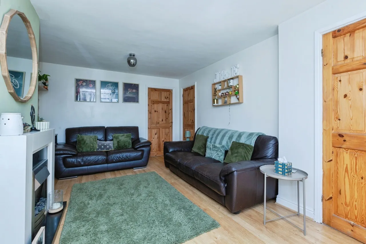 Featherstone Drive, Leicester, LE2, photo 4