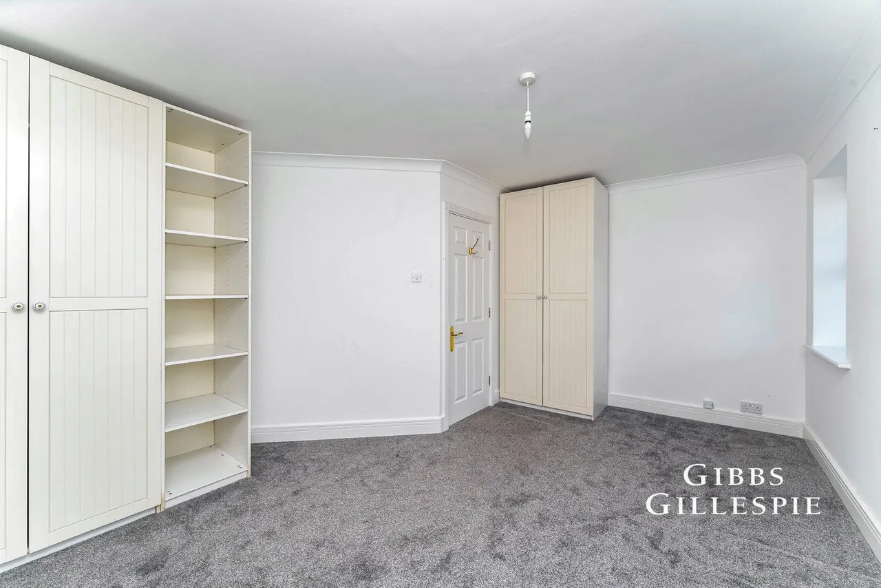 Pembroke Road, Ruislip, HA4, photo 6