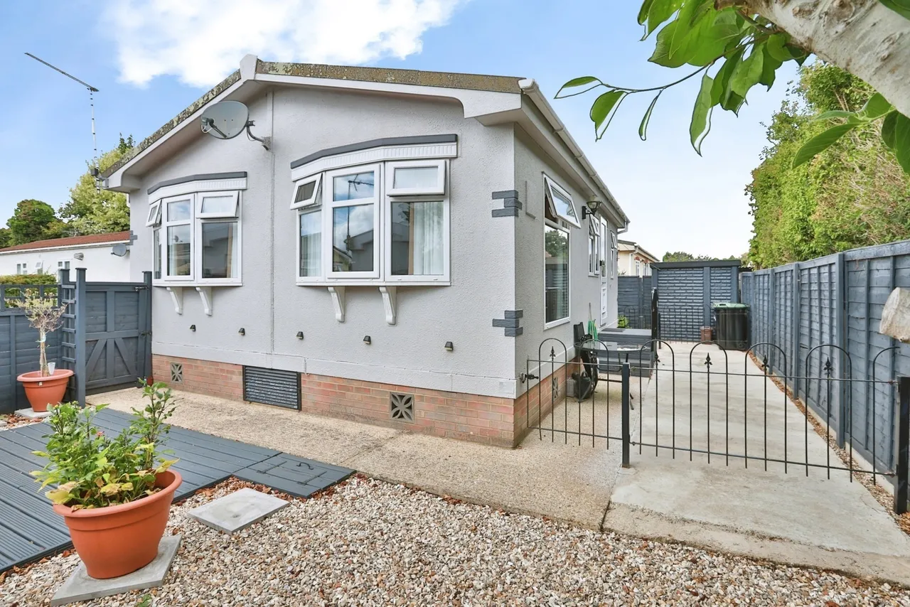 1 bed mobile home for sale, Lumby Drive, Mobile Home Park, BH24