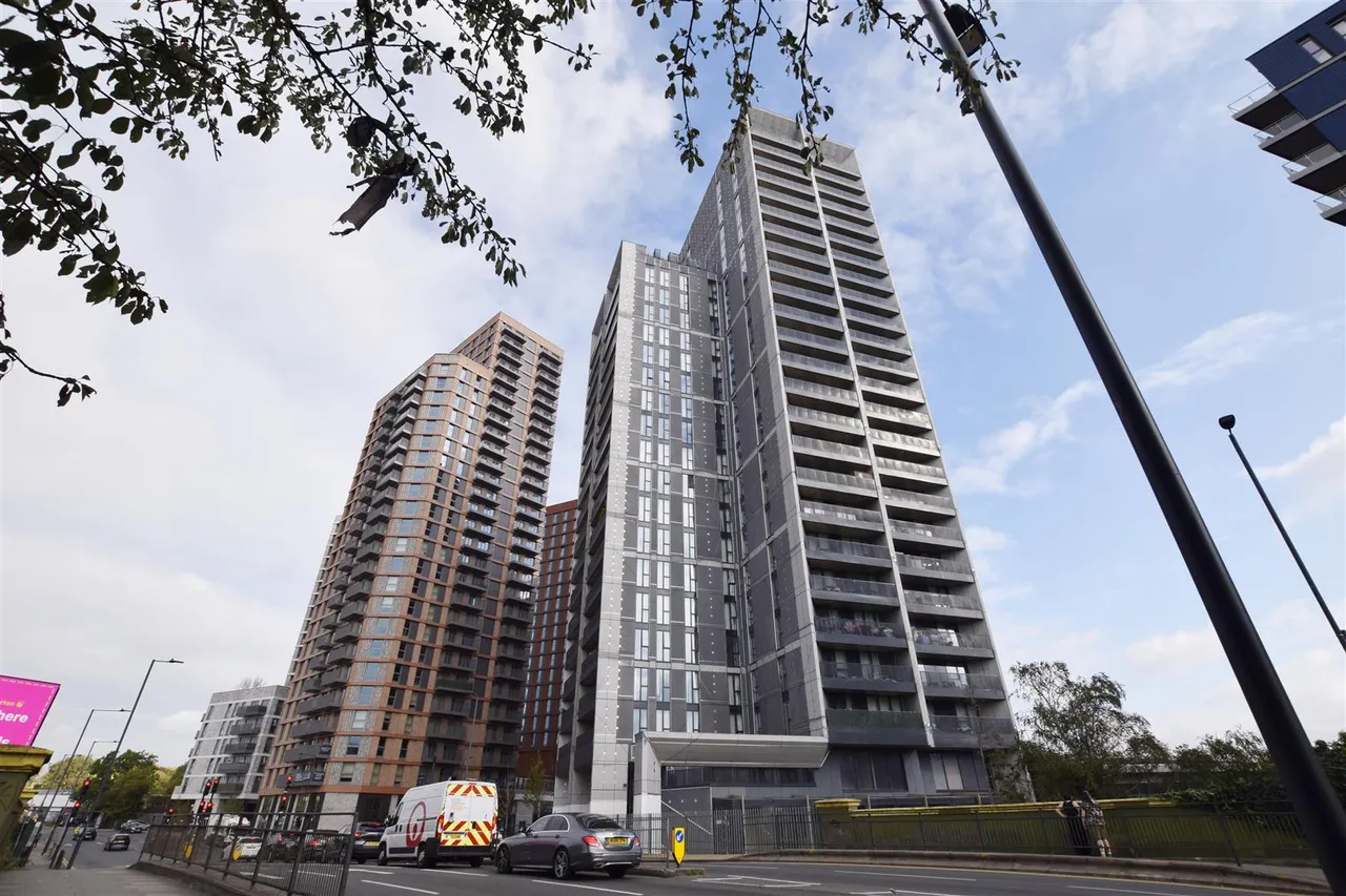 1 bed flat for sale, Ealing Road, Wembley, HA0