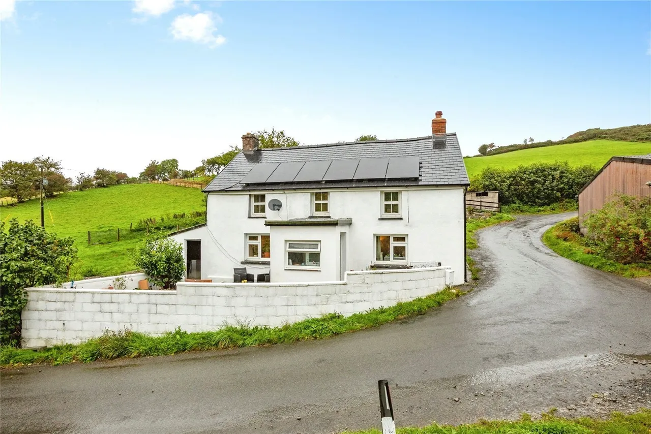 Cwmerfyn, Aberystwyth, SY23, photo 2