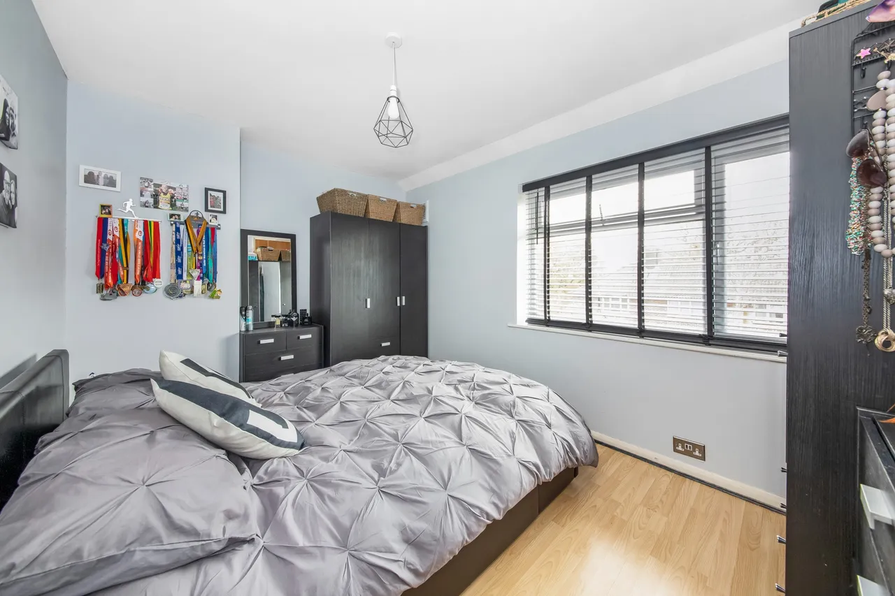 Thursley Road, Eltham, SE9 4HL, photo 5