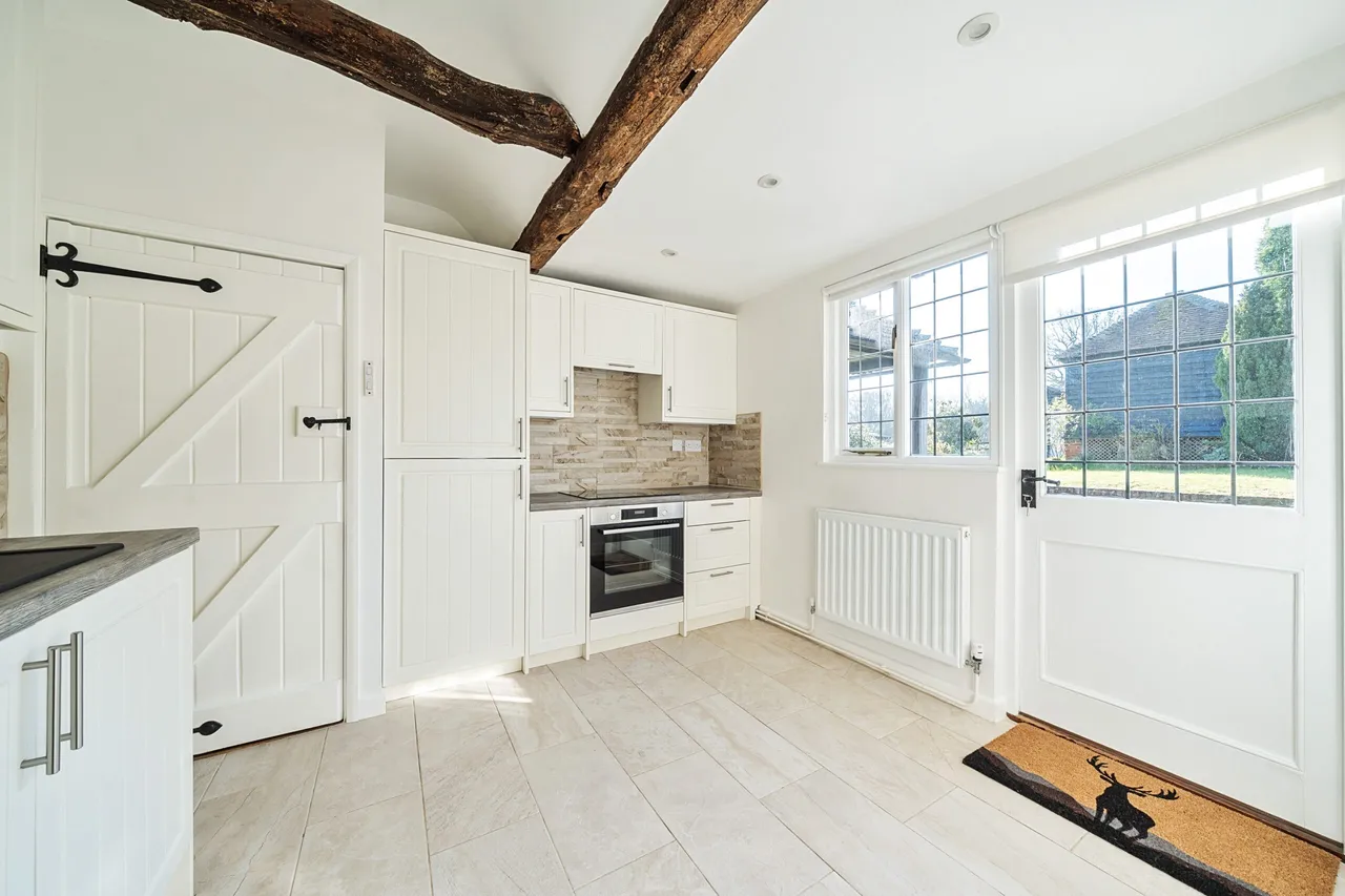 Boundless Road, Godalming, GU8, photo 4