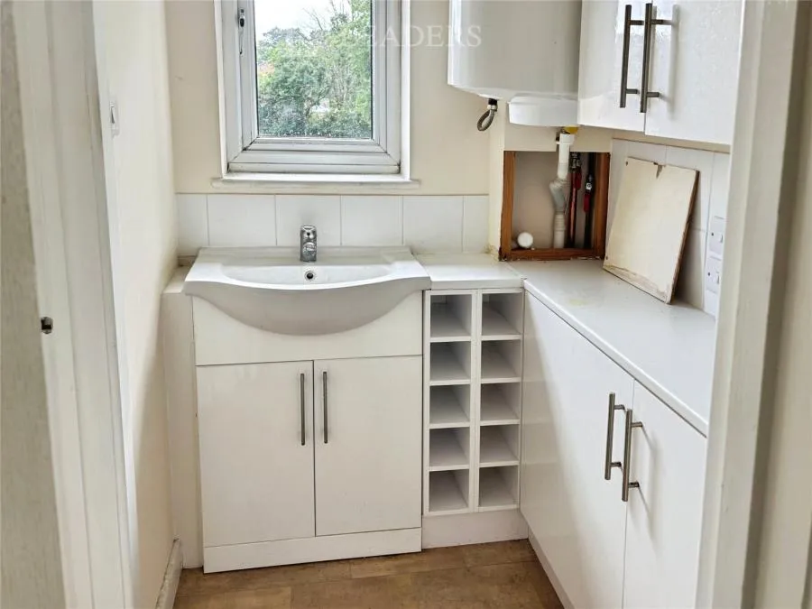 Webburn Gardens, West End, SO18, photo 6