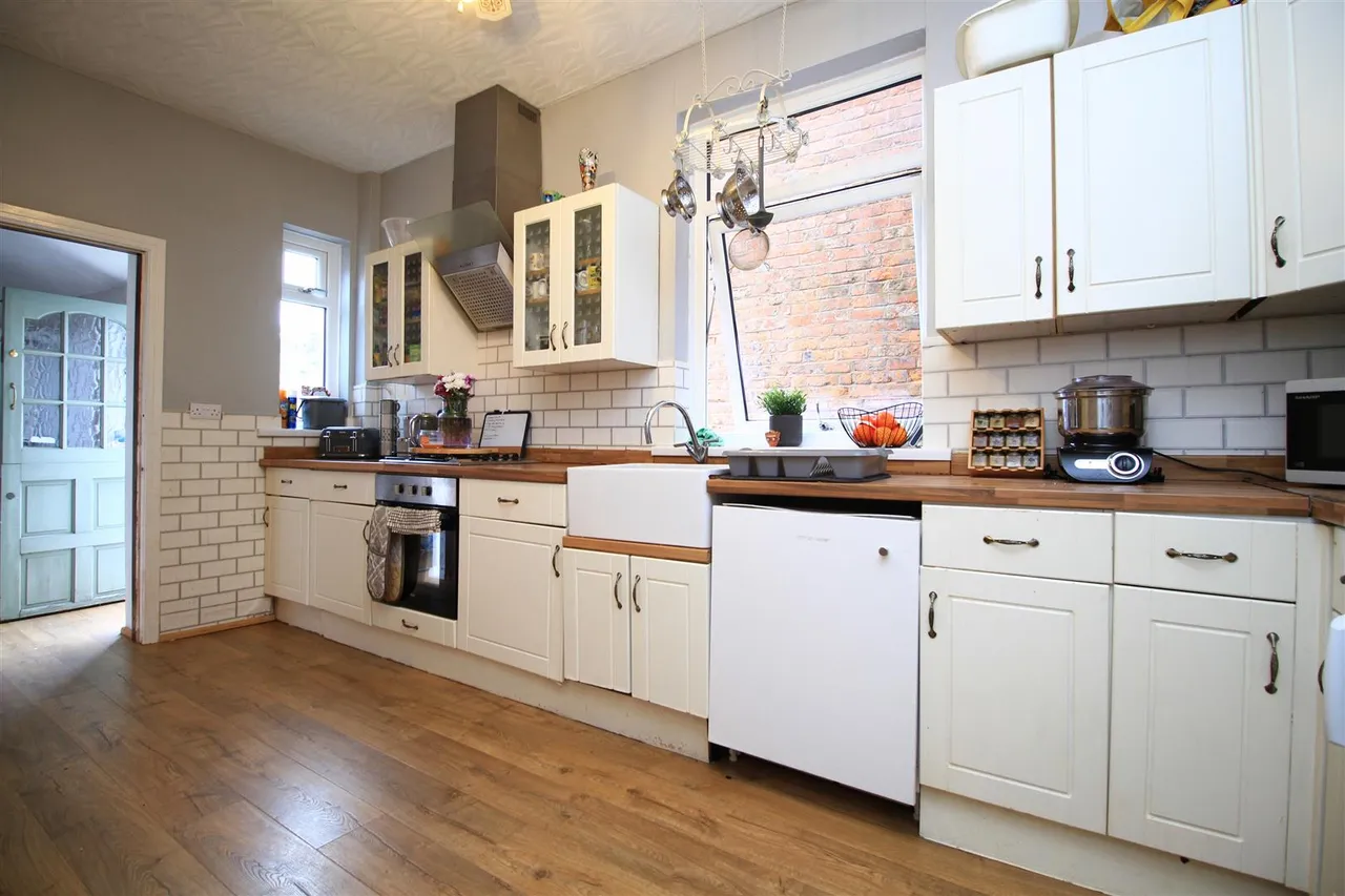 Belgrave Road, Manchester, photo 9