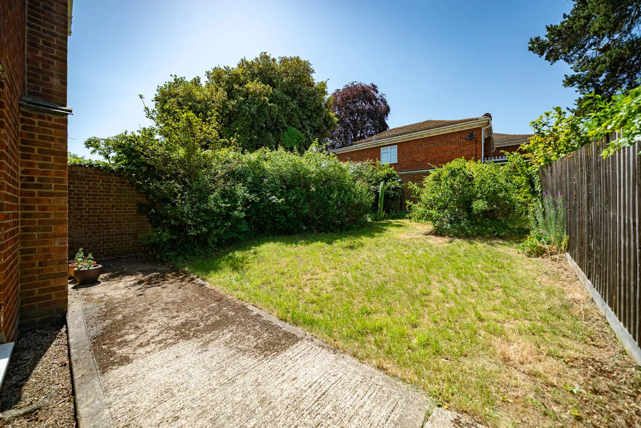 The Spiert, Stone, Aylesbury, photo 4