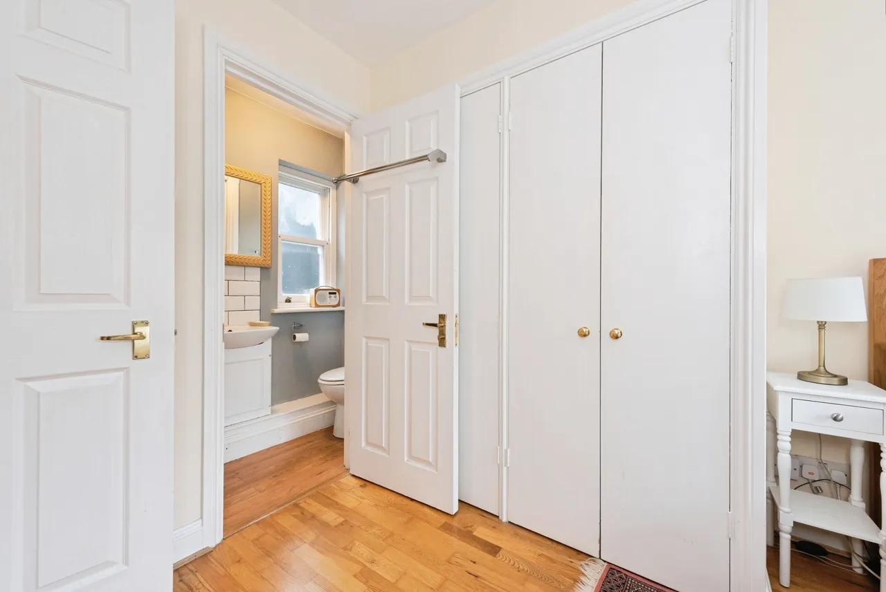 Roehampton Lane, London, SW15, photo 13