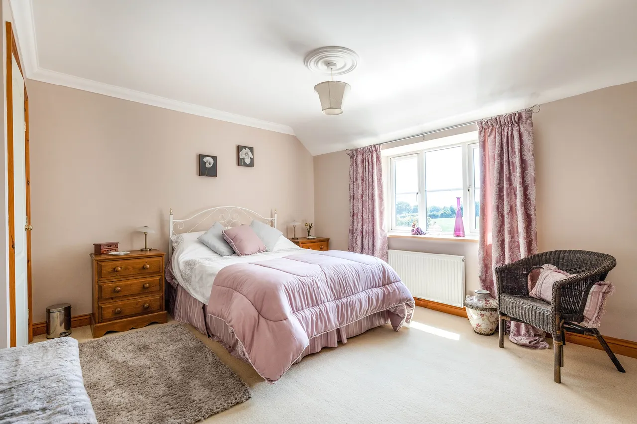 Hingham Road, Hackford, Wymondham, Norfolk, NR18, photo 12