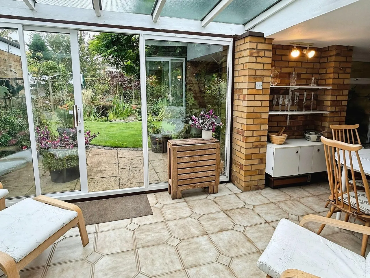 Coombe Place, Oadby, LE2, photo 11