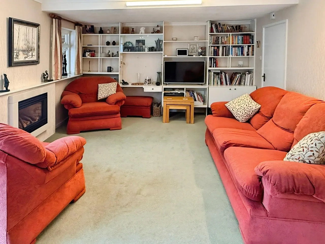 Coombe Place, Oadby, LE2, photo 5