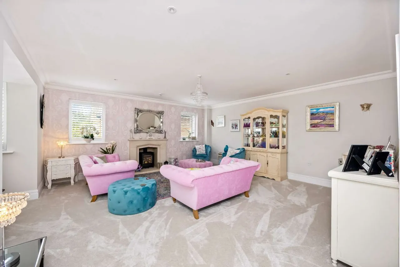 Greenlands Place, Burgess Hill, West Sussex, RH15 0AJ, photo 6
