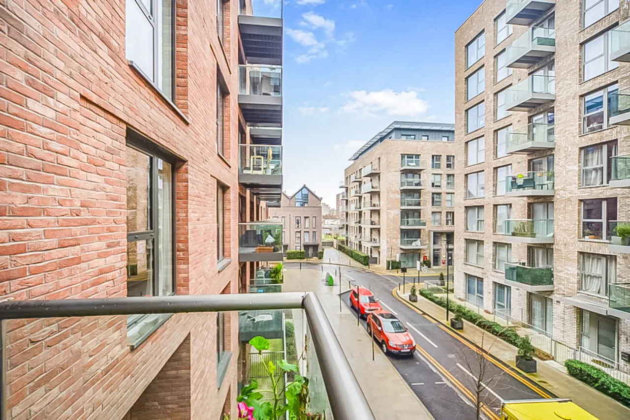 5 St Pier Court, 20 Thunderer Street, London, photo 11