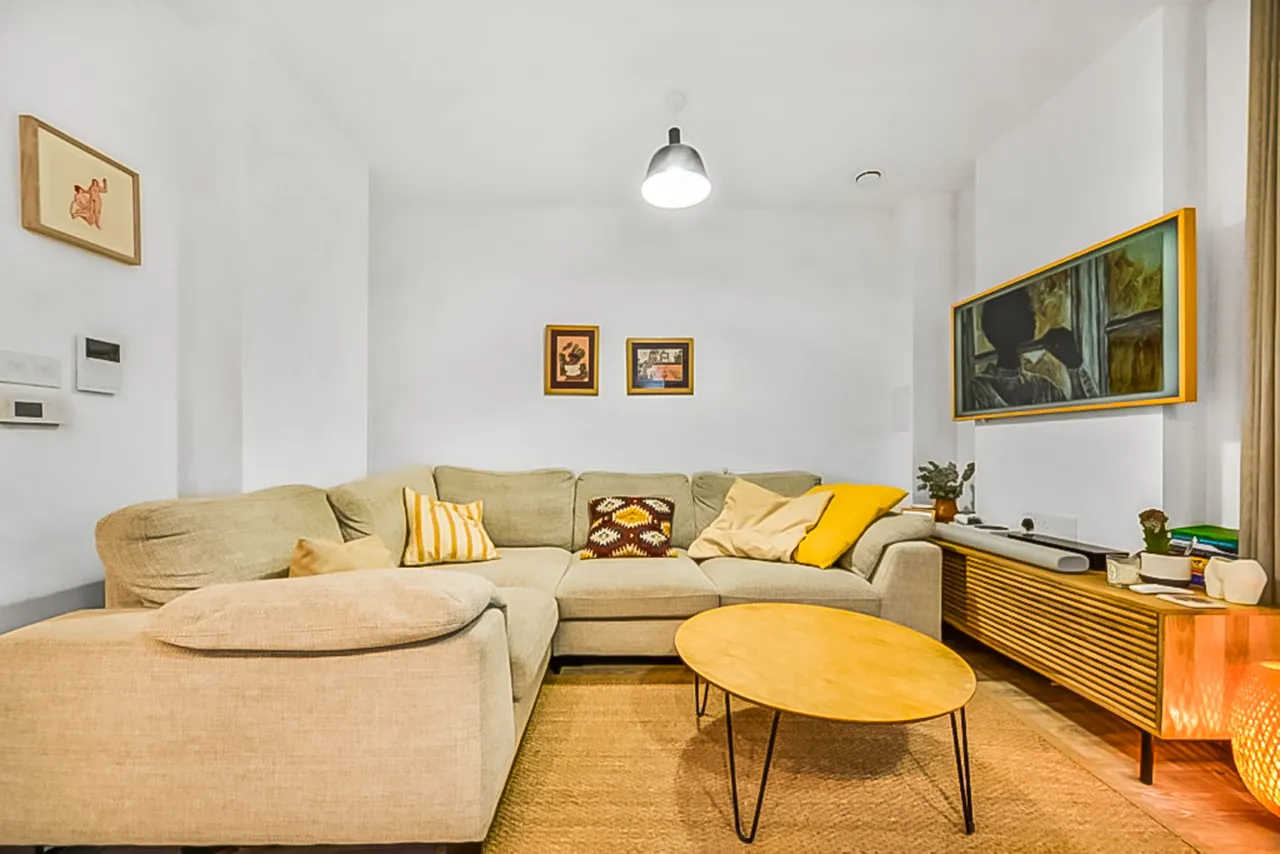 5 St Pier Court, 20 Thunderer Street, London, photo 8