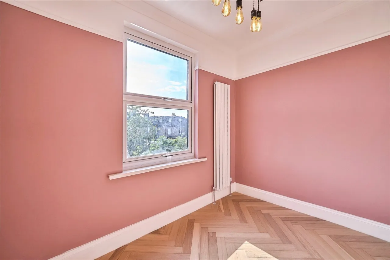 Leasowes Road, London, E10, photo 16