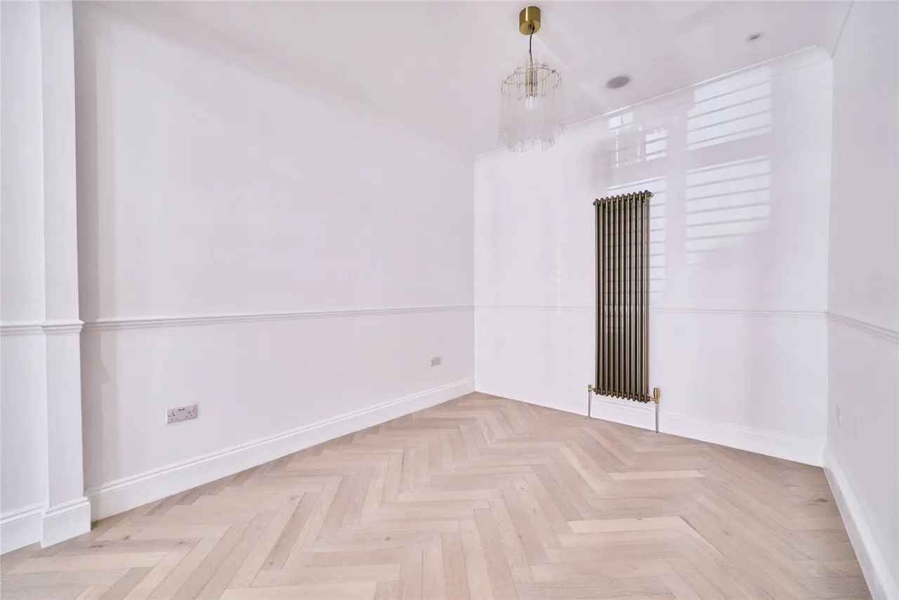Leasowes Road, London, E10, photo 6