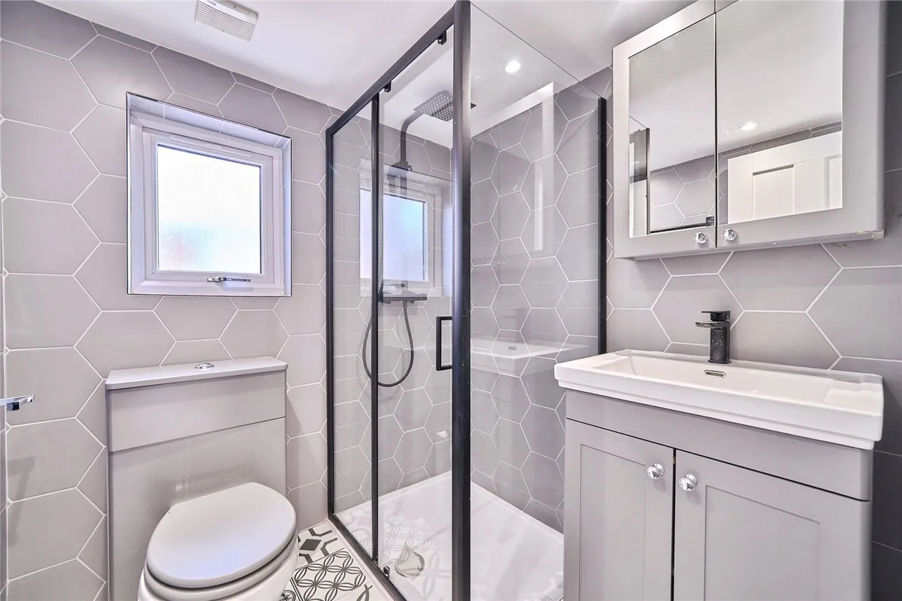Leasowes Road, London, E10, photo 24