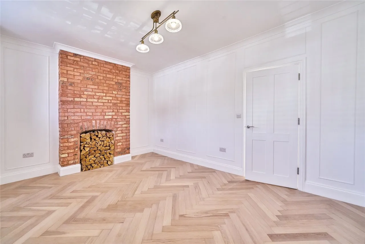 Leasowes Road, London, E10, photo 3