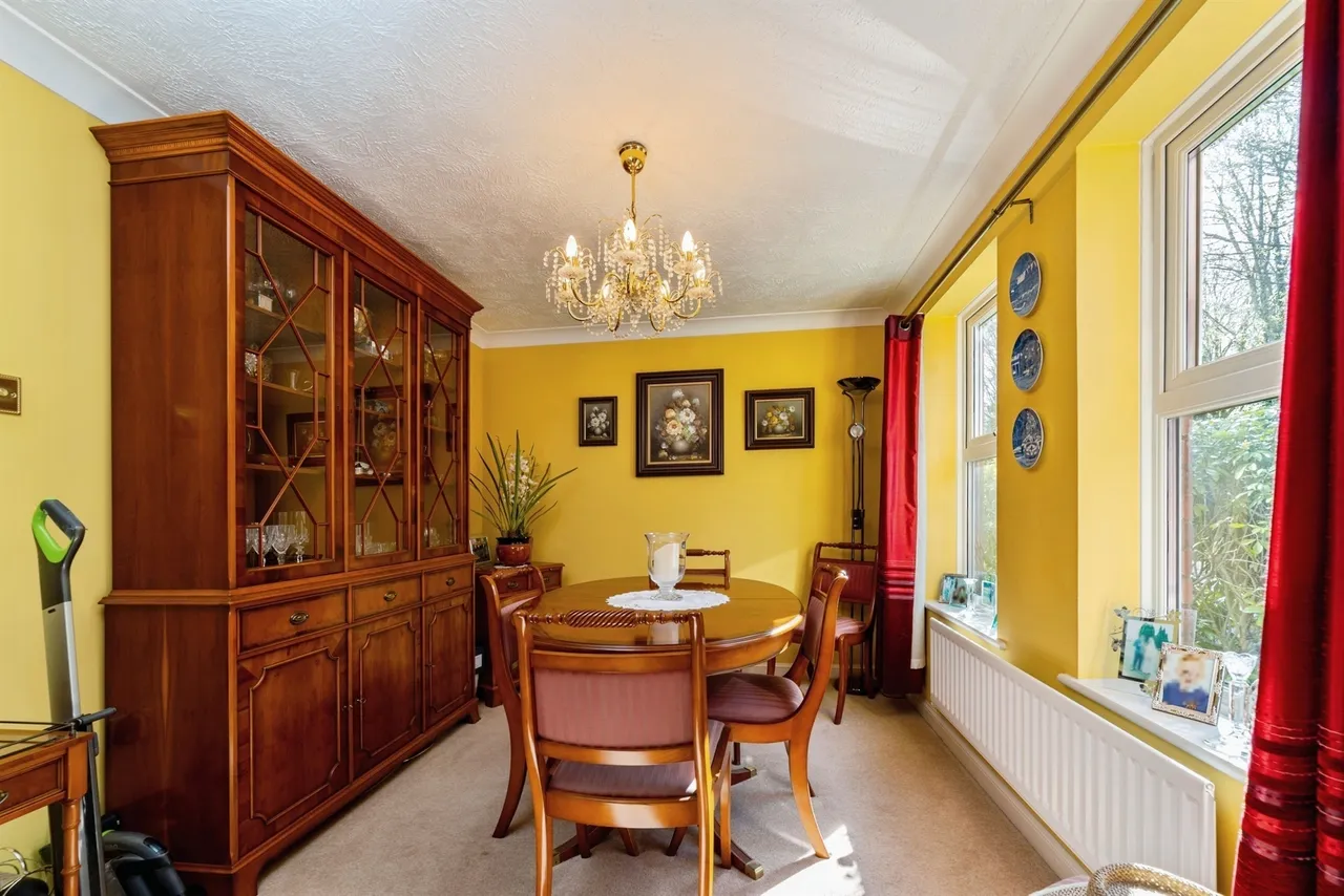Plumpton Close, Chippenham, photo 5