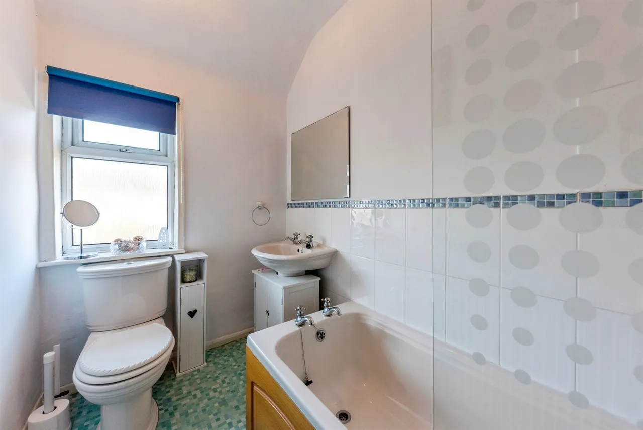 Cowes Road, Grantham, NG31, photo 12