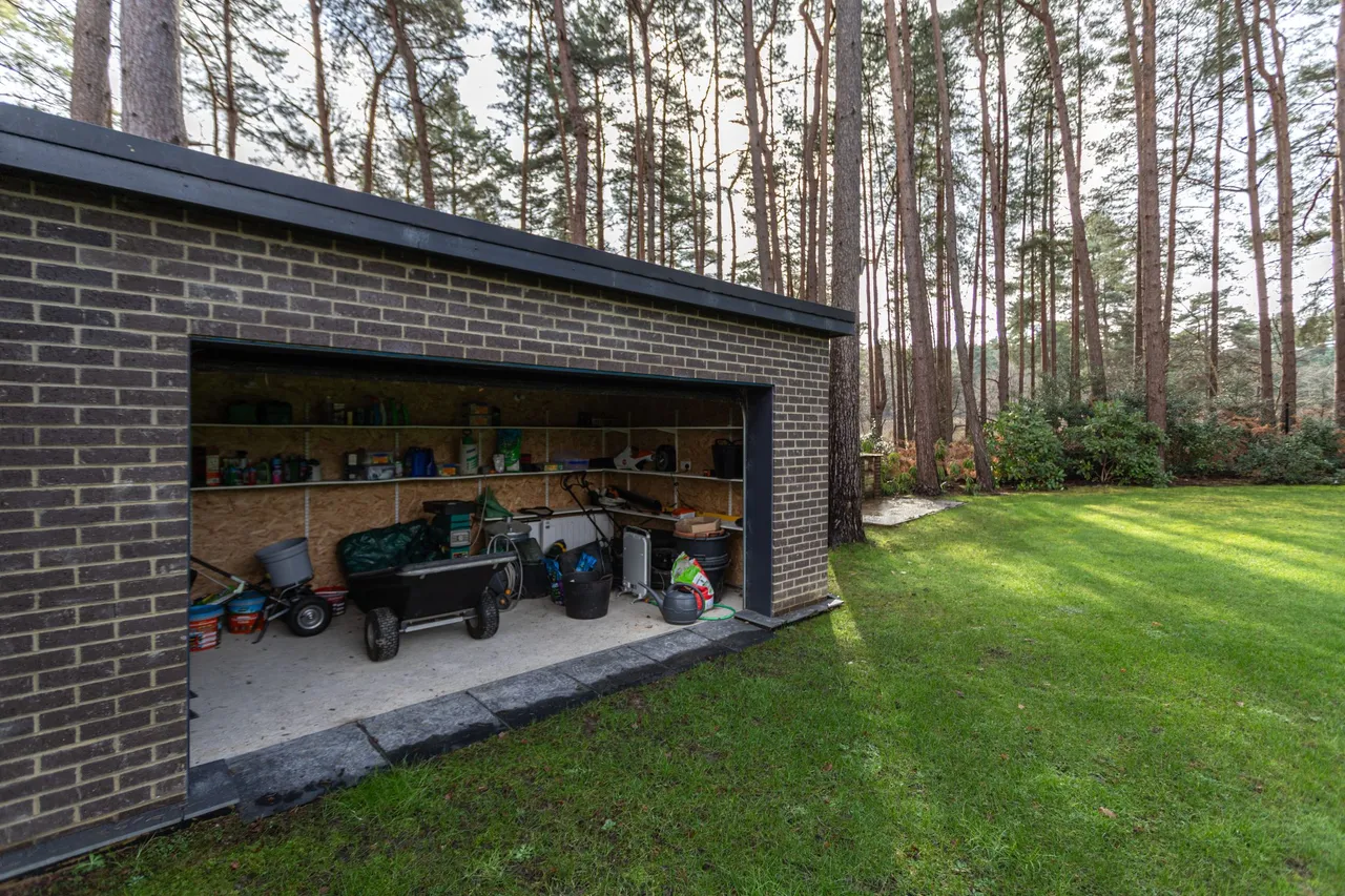 Heathmere Heath Ride, Finchampstead, Wokingham, RG40 3QN, photo 31