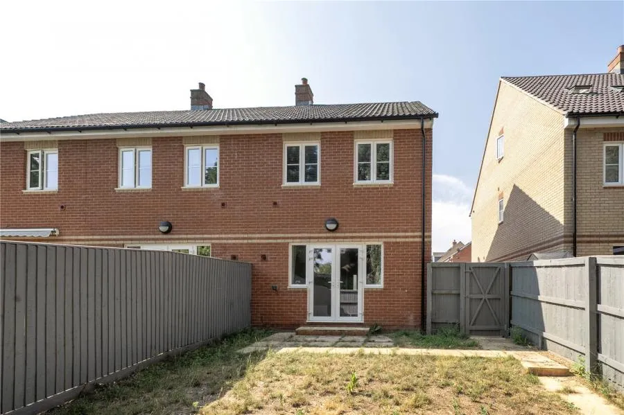 Thompson Road, Arlesey, SG15, photo 11