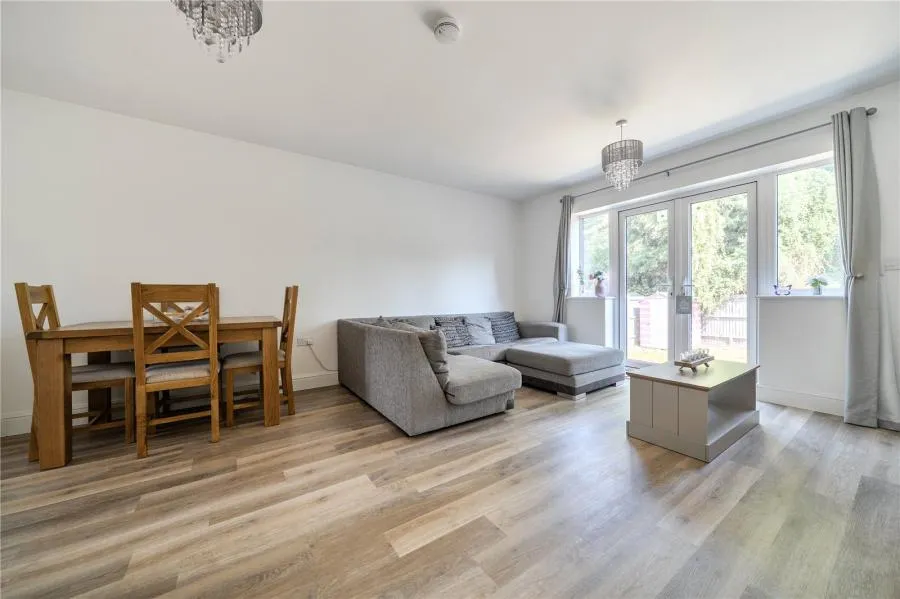 Thompson Road, Arlesey, SG15, photo 3