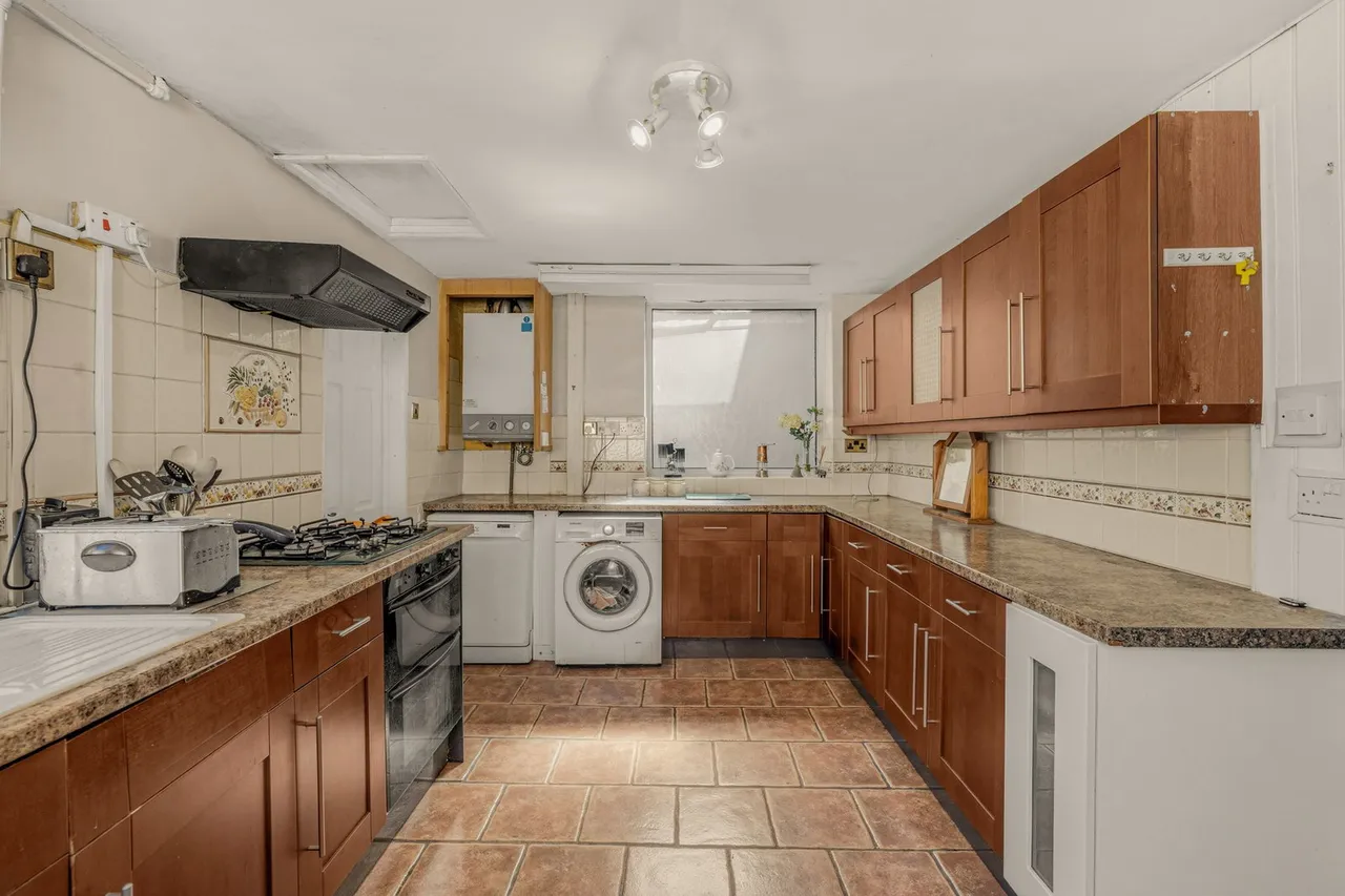 Cwmavon Road , Blaenavon, photo 7