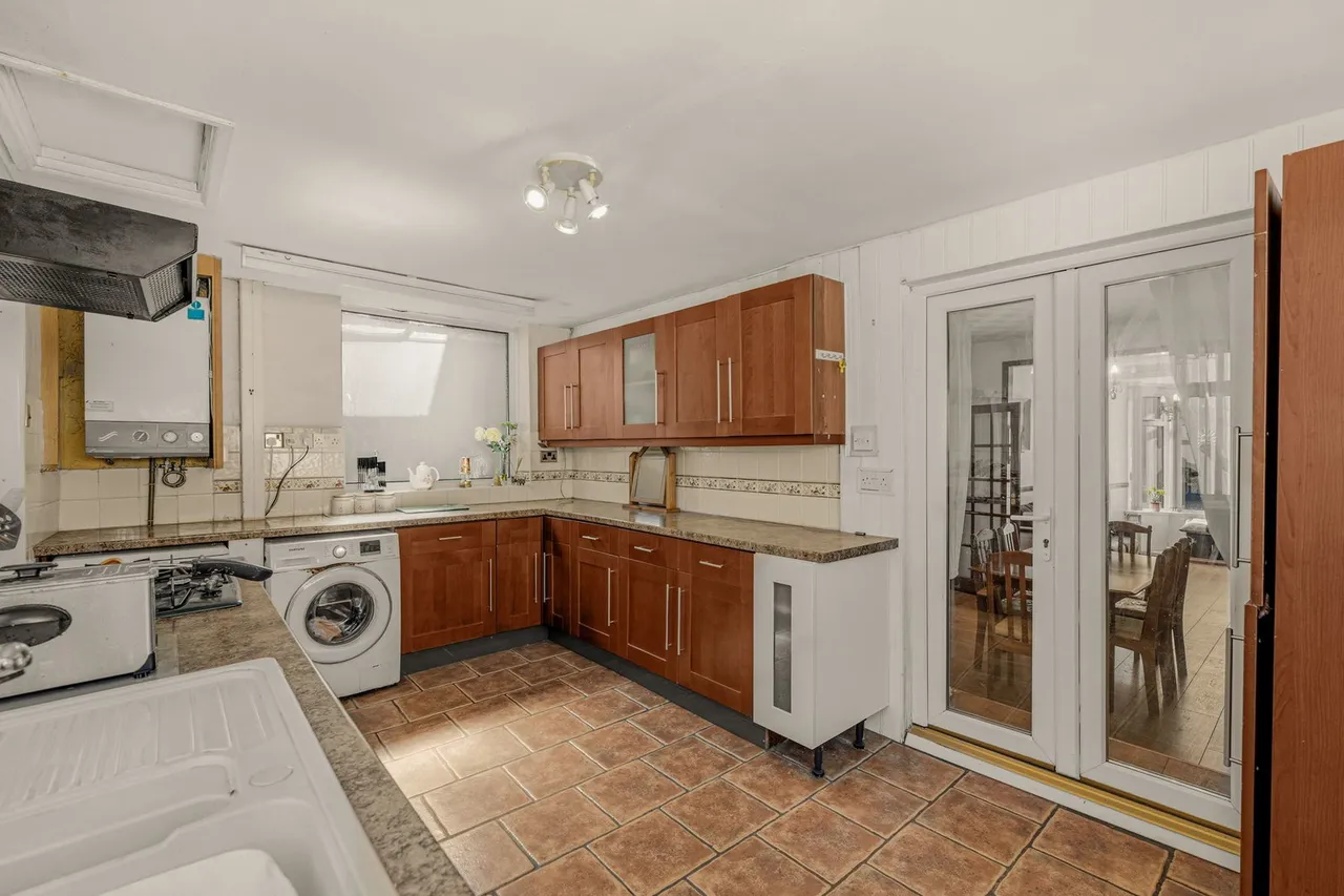 Cwmavon Road , Blaenavon, photo 8