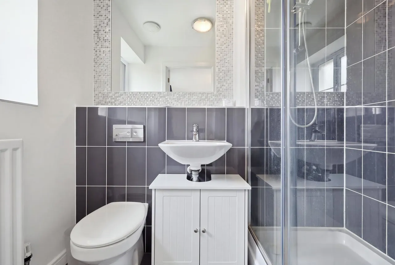 Warwick Crescent, Dunton Fields, Basildon, SS15, photo 10