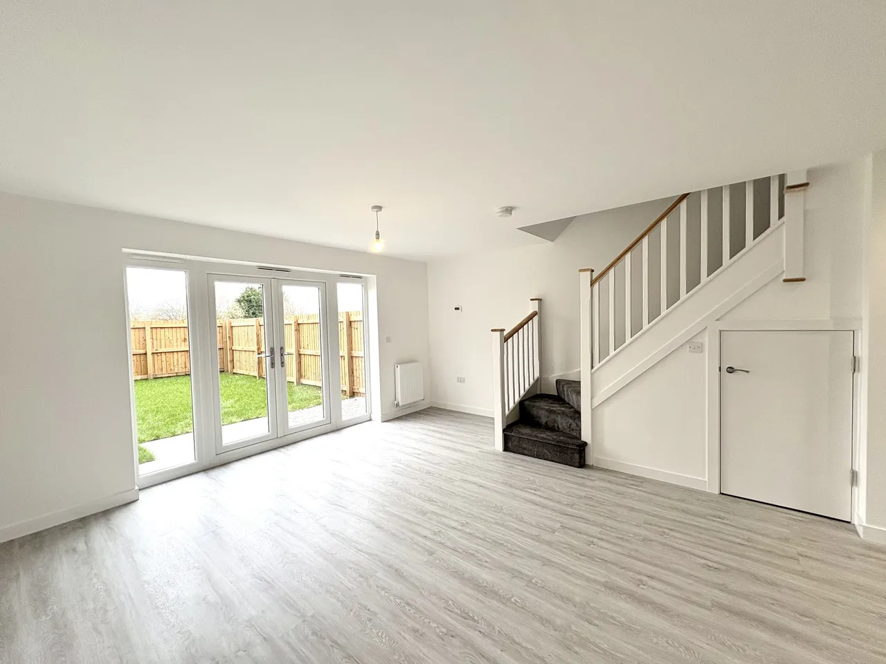 Broady Avenue, CW9, photo 6